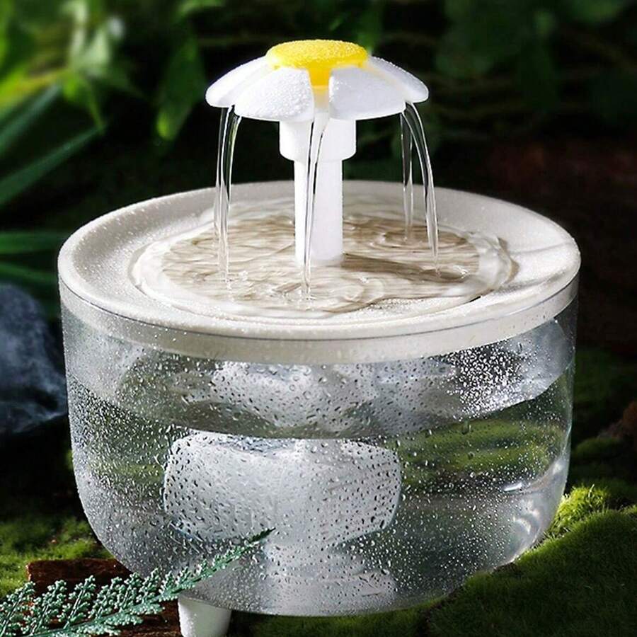 White 1000ml automatic circulating pet water fountain with USB power connection for cats and dogs.