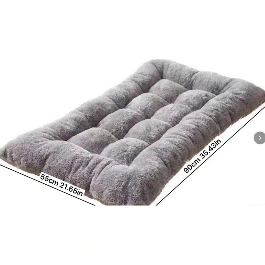 Grey XL dog sleeping pad made of polyester with a non-slip bottom and washable cover.
