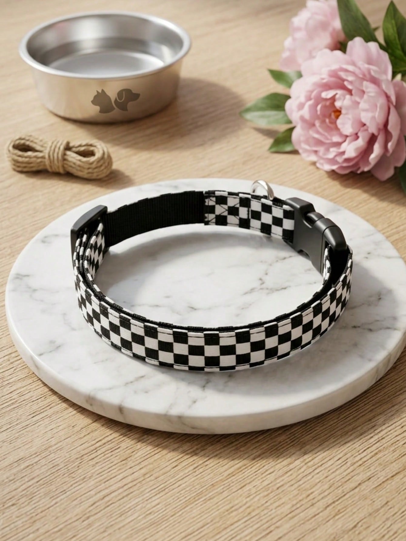Black and white plaid polyester pet collar with geometric multicolor pattern for small and medium cats and dogs