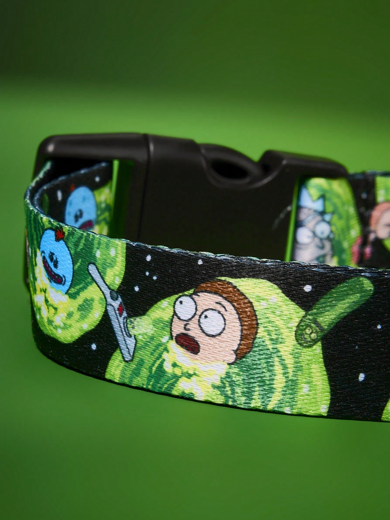 Multicolor cartoon pattern pet collar and leash set with adjustable polyester straps and portable storage bag for cats and dogs