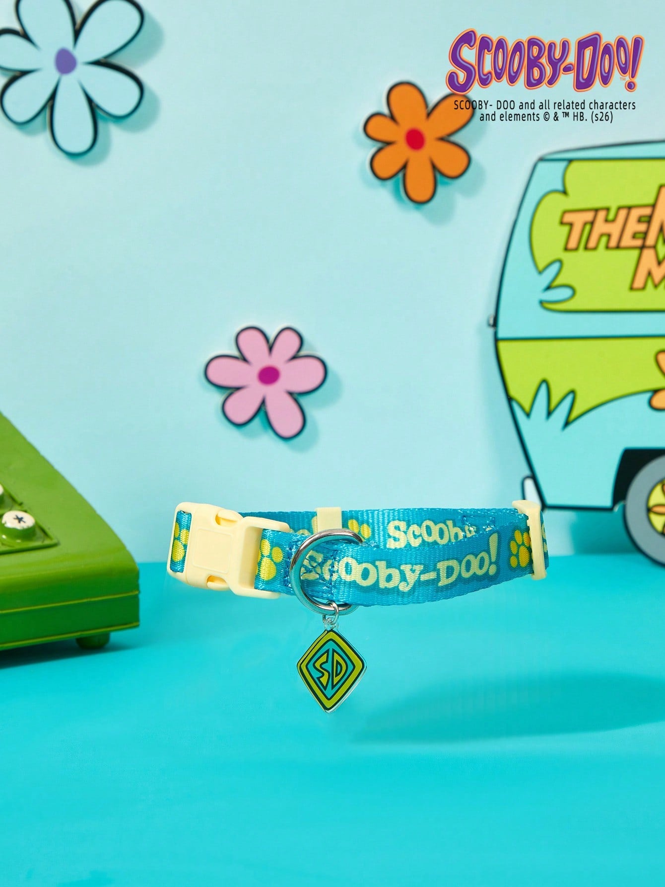 Green polyester X PENSIN pet collar with cartoon pattern and matching pendant for cats and dogs