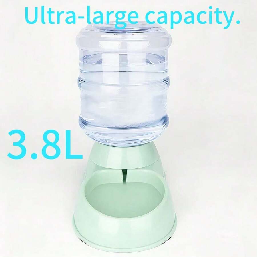 3.8L automatic pet feeder and leak-proof water dispenser designed for cats and dogs.