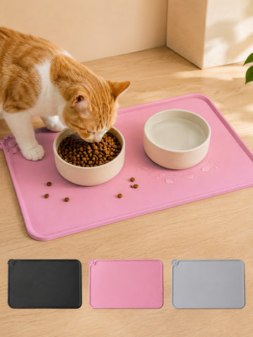 Multicolor waterproof silicone pet feeding mat designed for cats and dogs, featuring a plain non-slip surface to prevent food and water spills.