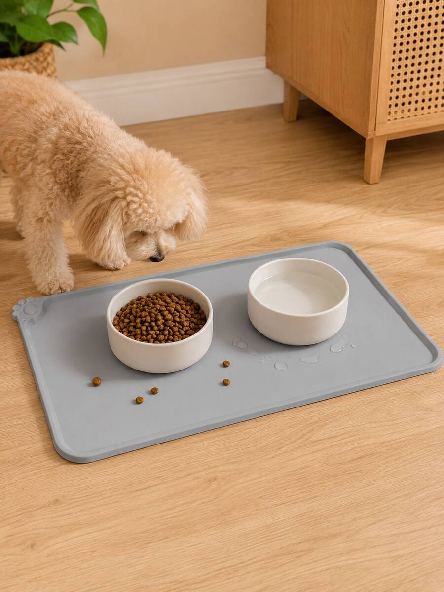 Multicolor waterproof silicone pet feeding mat designed for cats and dogs, featuring a plain non-slip surface to prevent food and water spills.