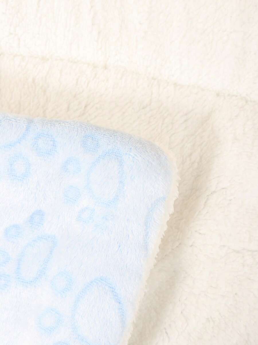 Thickened grey pet bed mat with pink star pattern designed for small and medium cats and dogs