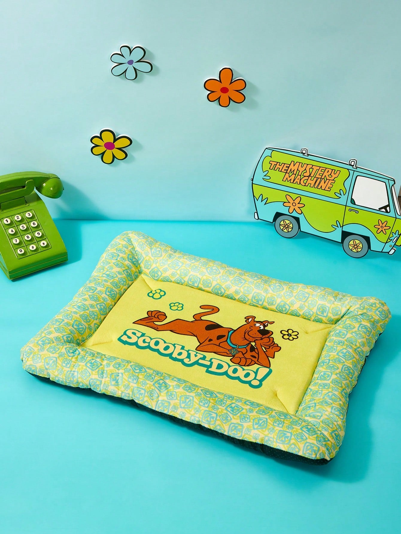 Multicolor memory foam pet bed with brown puppy flower print made of 100% polyester fabric for cats and dogs