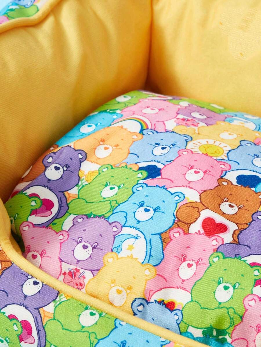 Multicolor pet bed mat with big eyes girl cartoon pattern for cats and dogs featuring a non-slip bottom and washable fabric cover.