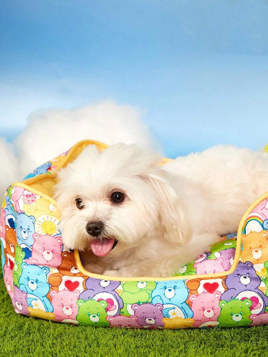 Multicolor pet bed mat with big eyes girl cartoon pattern for cats and dogs featuring a non-slip bottom and washable fabric cover.
