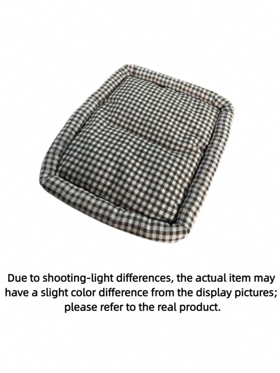 Square brown and white plaid pet bed mat for dogs and cats